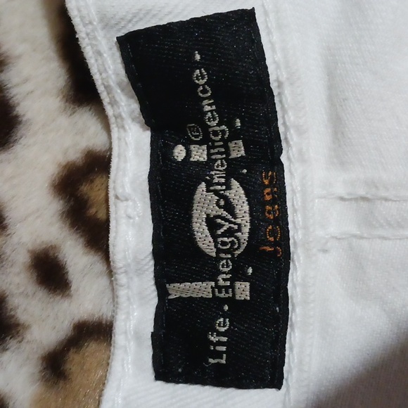 NWOT l.e.i. Low Rise White Denim Shorts Sz 5 juniors - Picture 12 of 14